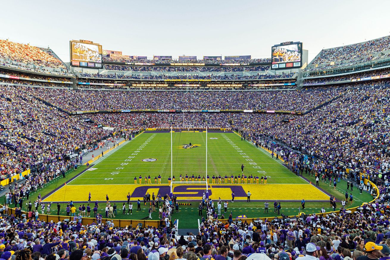 COLLEGE FOOTBALL: NOV 05 Alabama at LSU