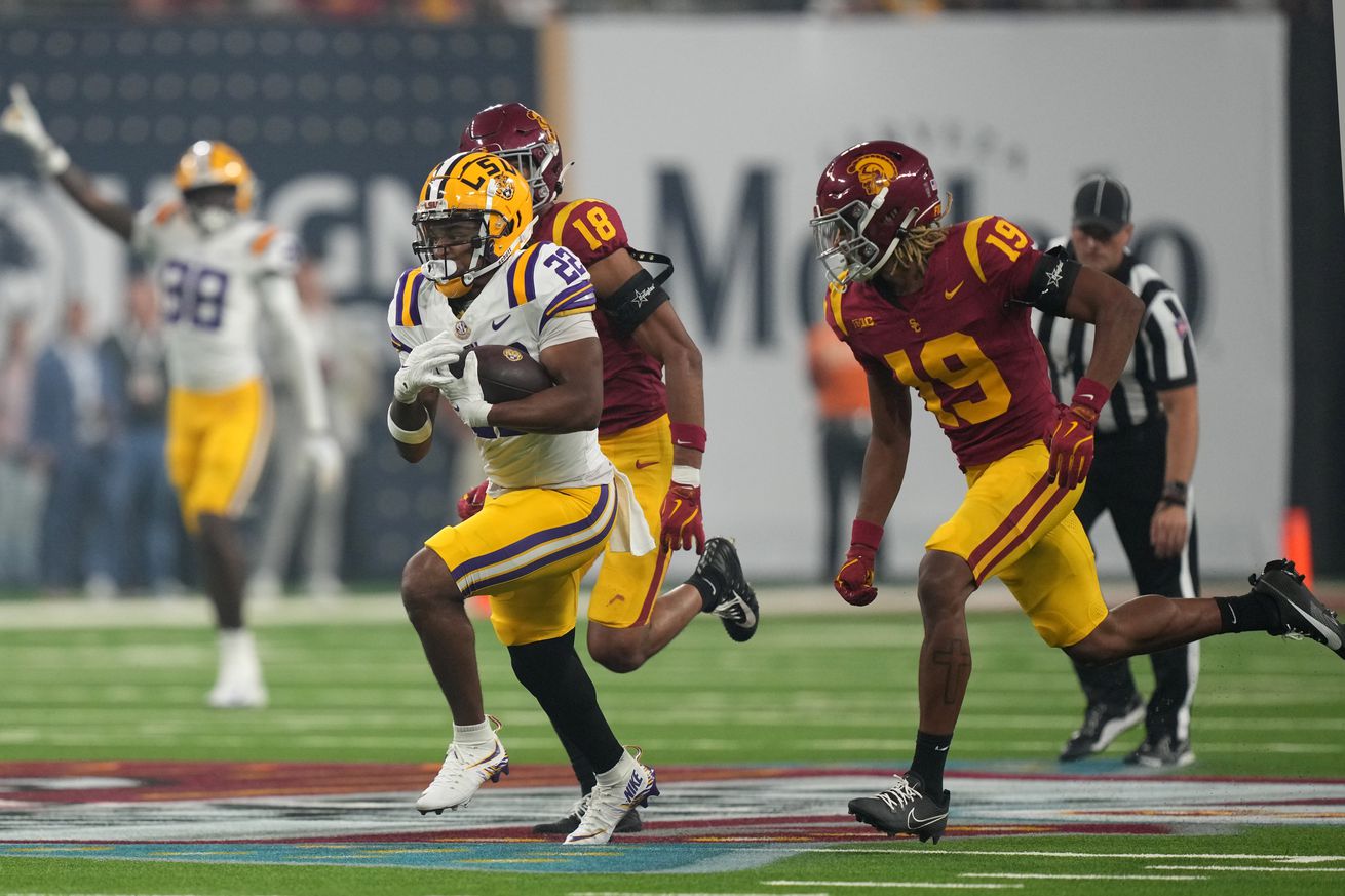 NCAA Football: Vegas Kickoff Classic-Southern California at Louisiana State