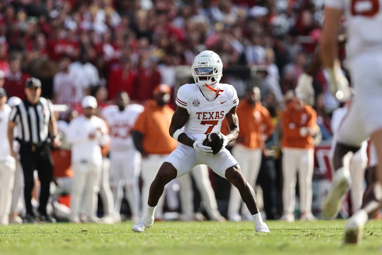 COLLEGE FOOTBALL: NOV 16 Texas at Arkansas