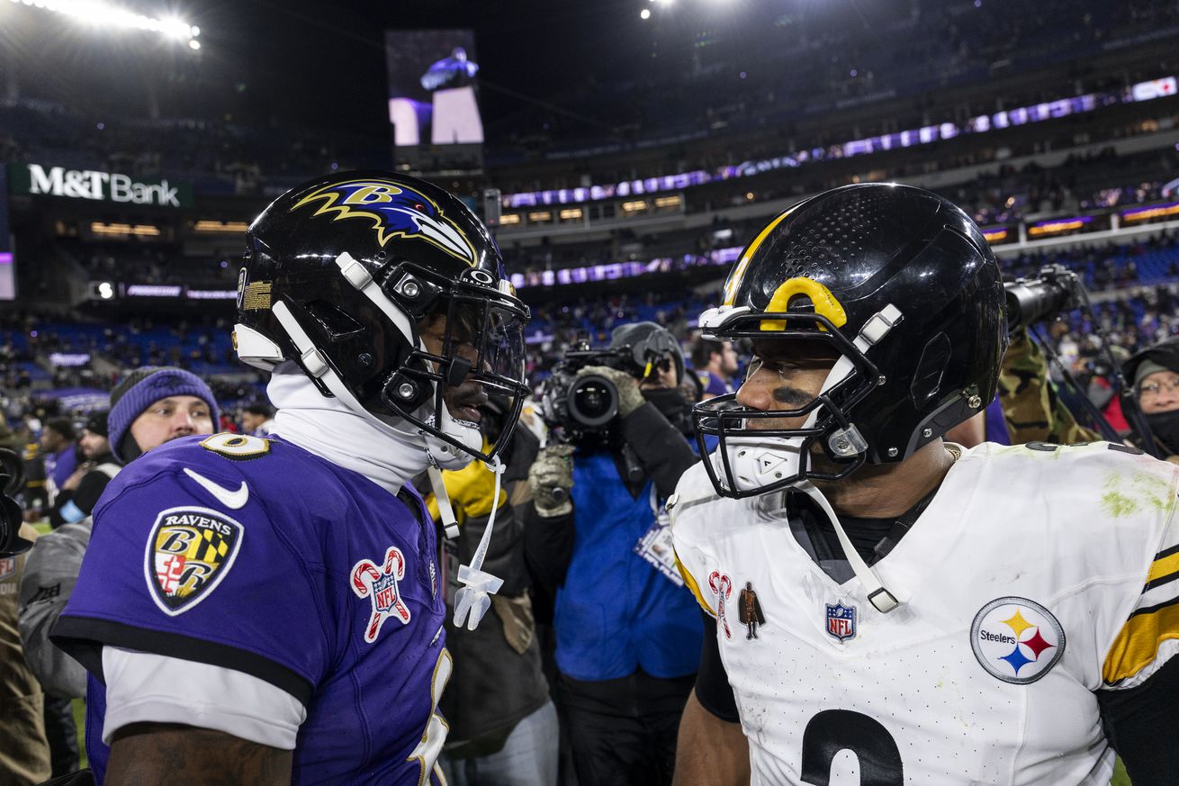 Pittsburgh Steelers v Baltimore Ravens