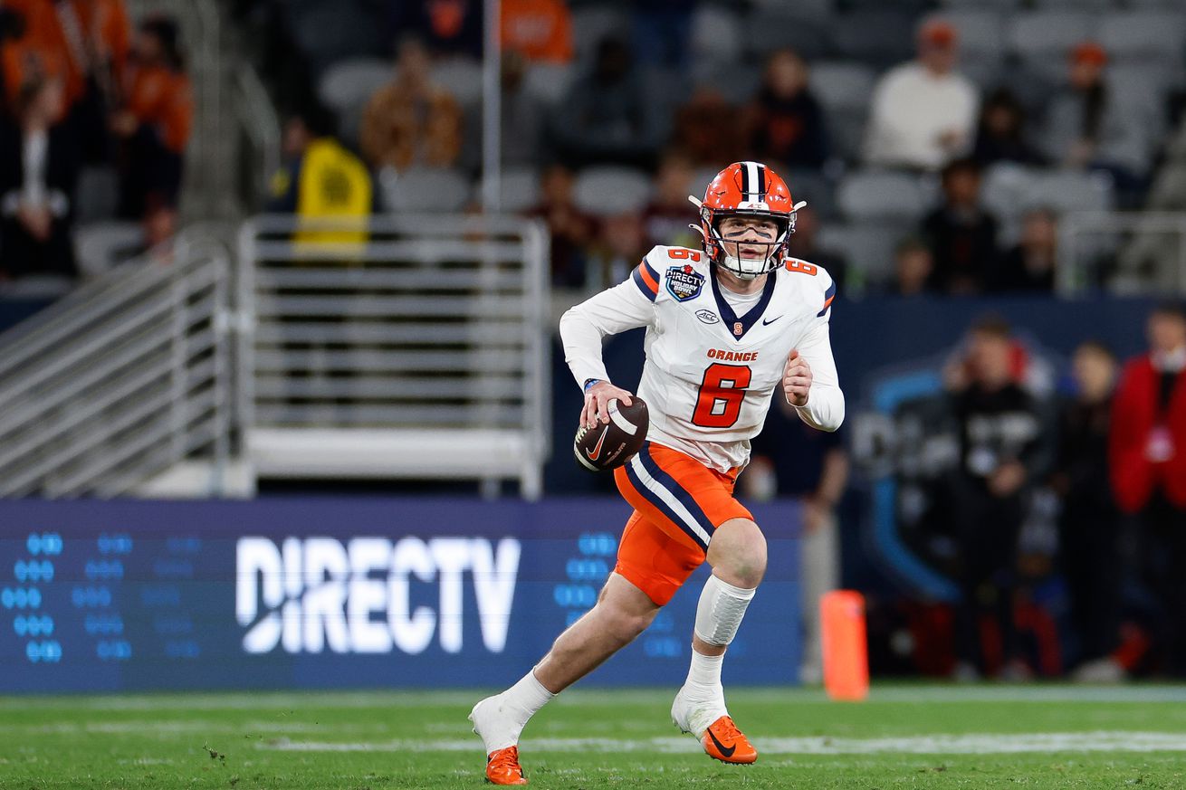 Syracuse v Washington State - DirecTV Holiday Bowl